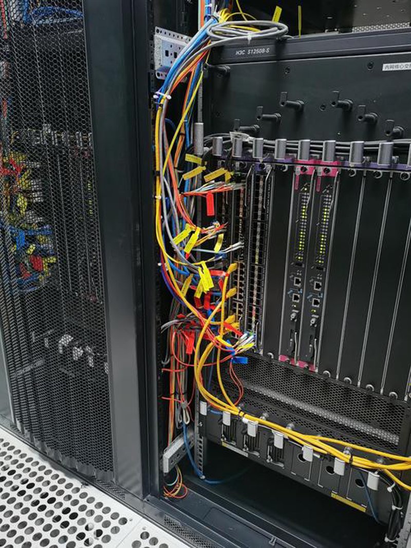 企业官网定制:构建品牌故事的桥梁